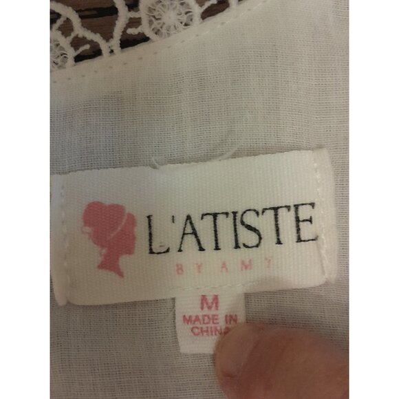 L'atiste By Amy Babydoll Mini Dress Lace Deep V Neckline Size Medium White - Picture 10 of 14